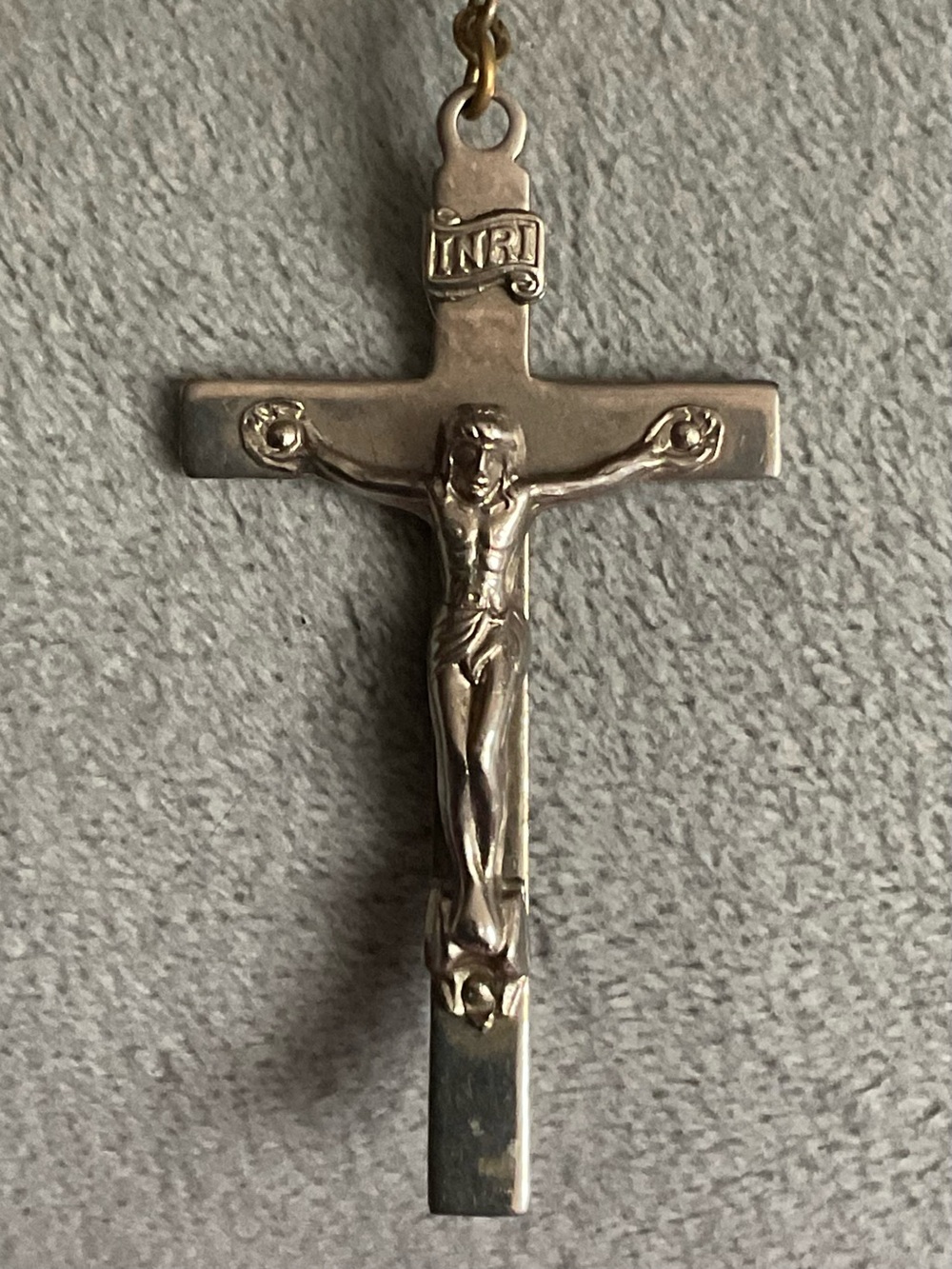 Vintage Pink Cone Shaped Glass Rosary Sorrowful Mother Jesus Carrying Cross - Picture 6 of 9